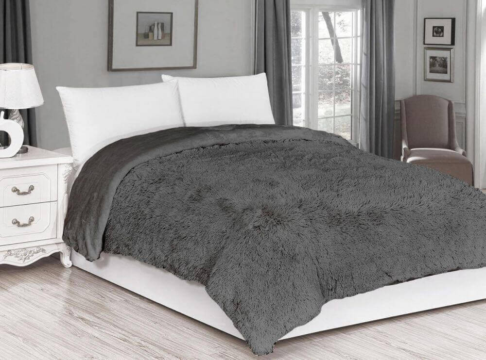 Luxusní deka s dlouhým vlasem tmavě šedá 150/200
